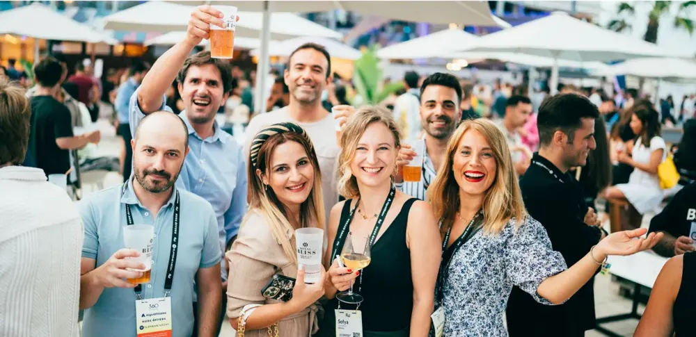 Affiliate World Europe outdoor networking