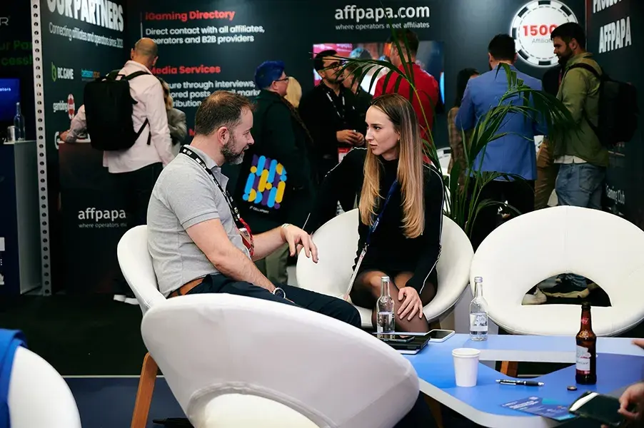 iGB Affiliate booth meeting